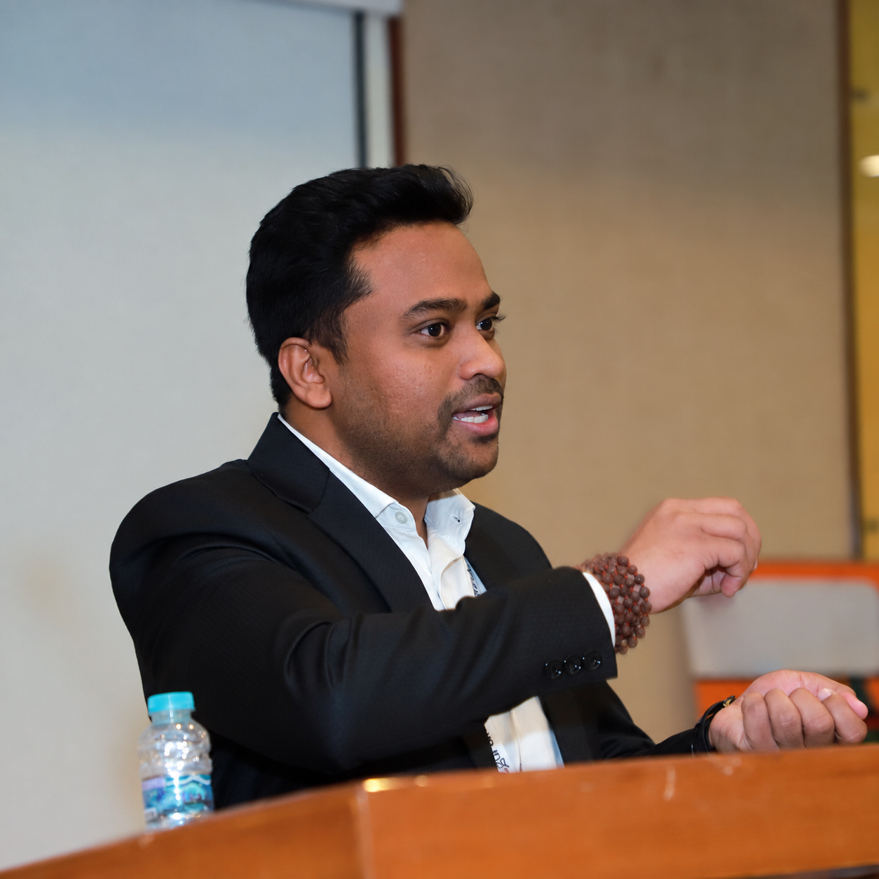 Keshave Lal speaking during a business leadership discussion